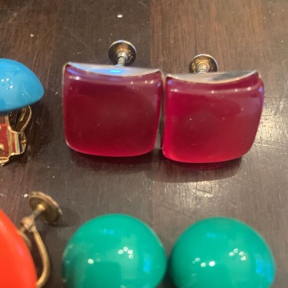 Set of 4 acrylic circle clip screw earrings - Picture 3 of 9